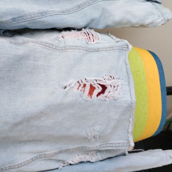 Women's wild Fable distressed light jean jacket small - Picture 6 of 9